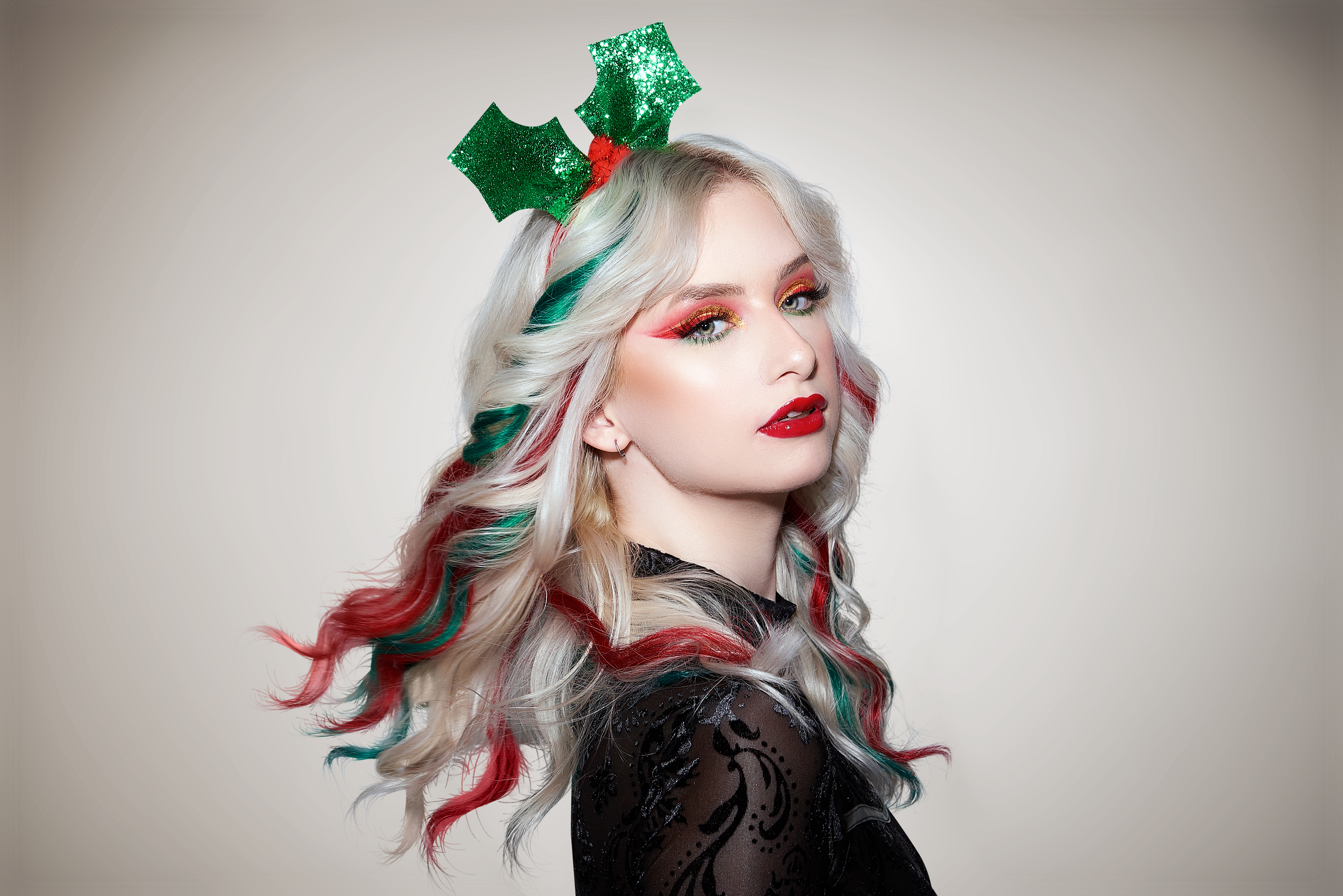 Behind The Scenes - Christmas Photoshoot topic icon