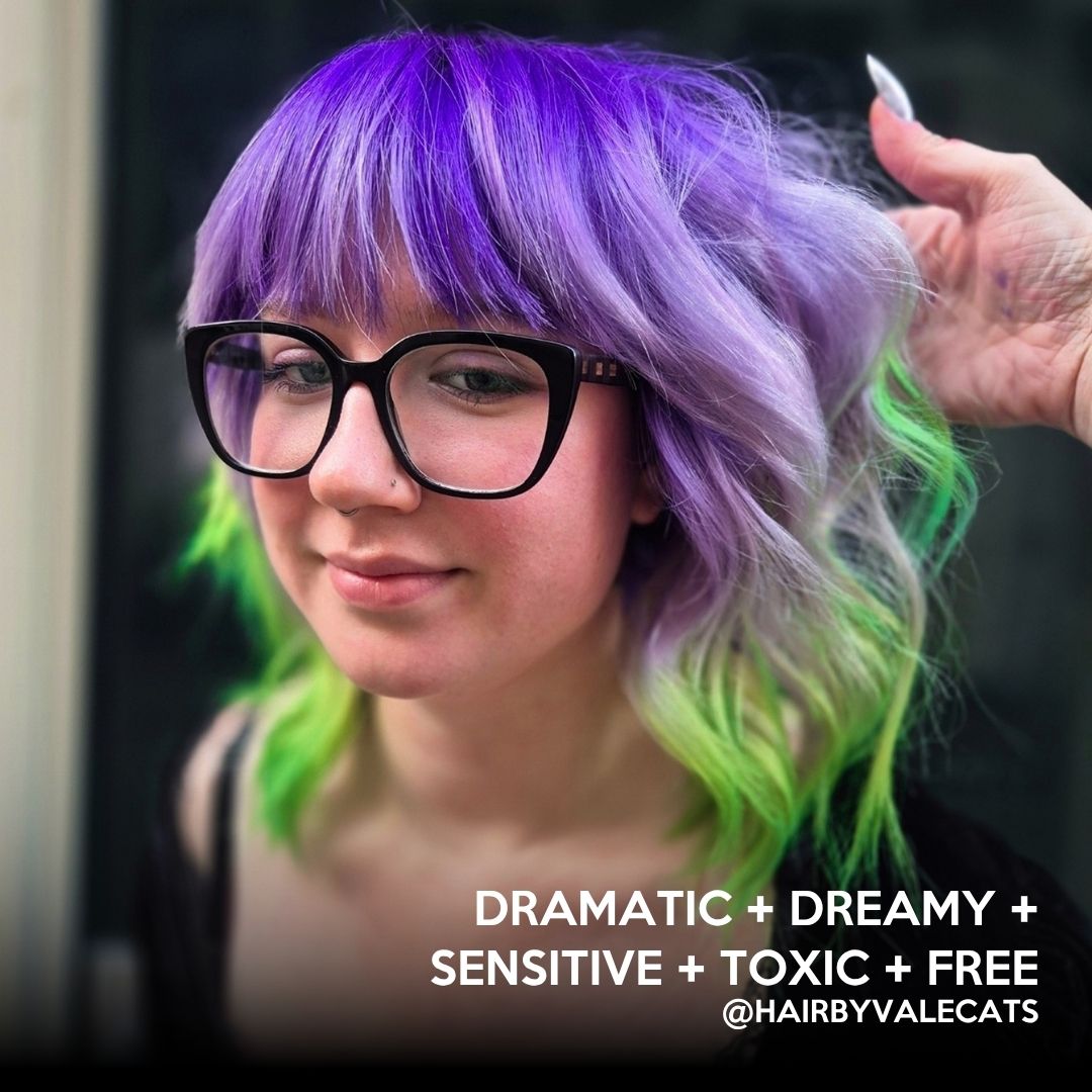 Beetlejuice purple and green ombre halloween Hair inspiration salon amsterdam 